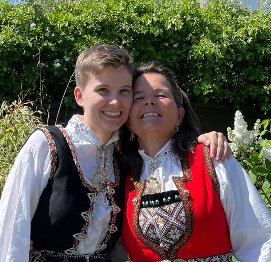 Hardanger Bunadseske – broderiglede og bunadstradisjon i en og samme eske 🧵✨