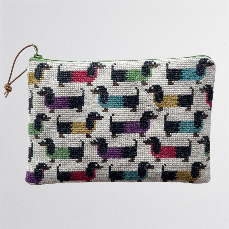 🐾 Røde hunder clutch