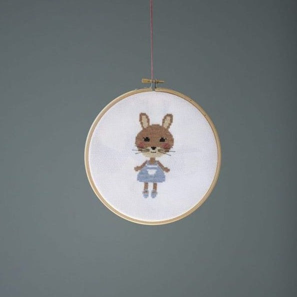 Mrs Hare broderisett DIY