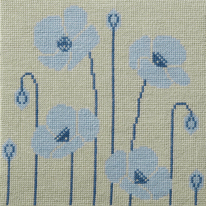 Brodert veggbilde av blåanemoner