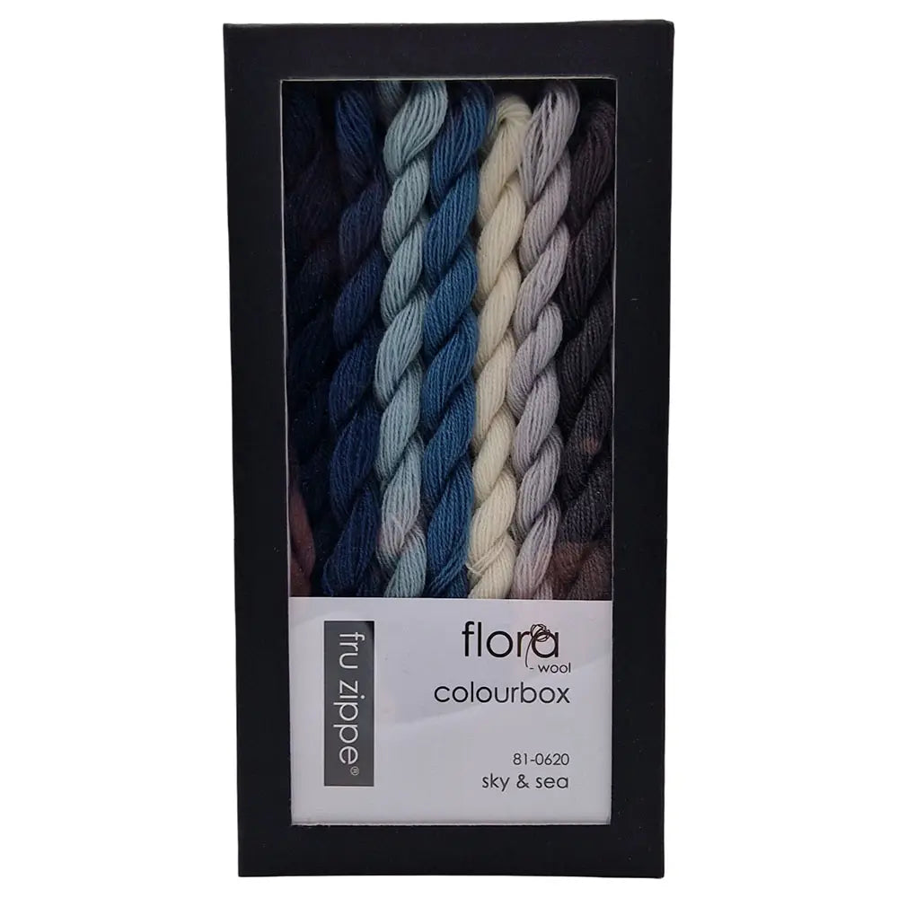 Sky and sea eske med Flora wool garn