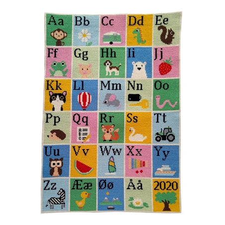 ABC  - Korsstingsbroderi veggbilde