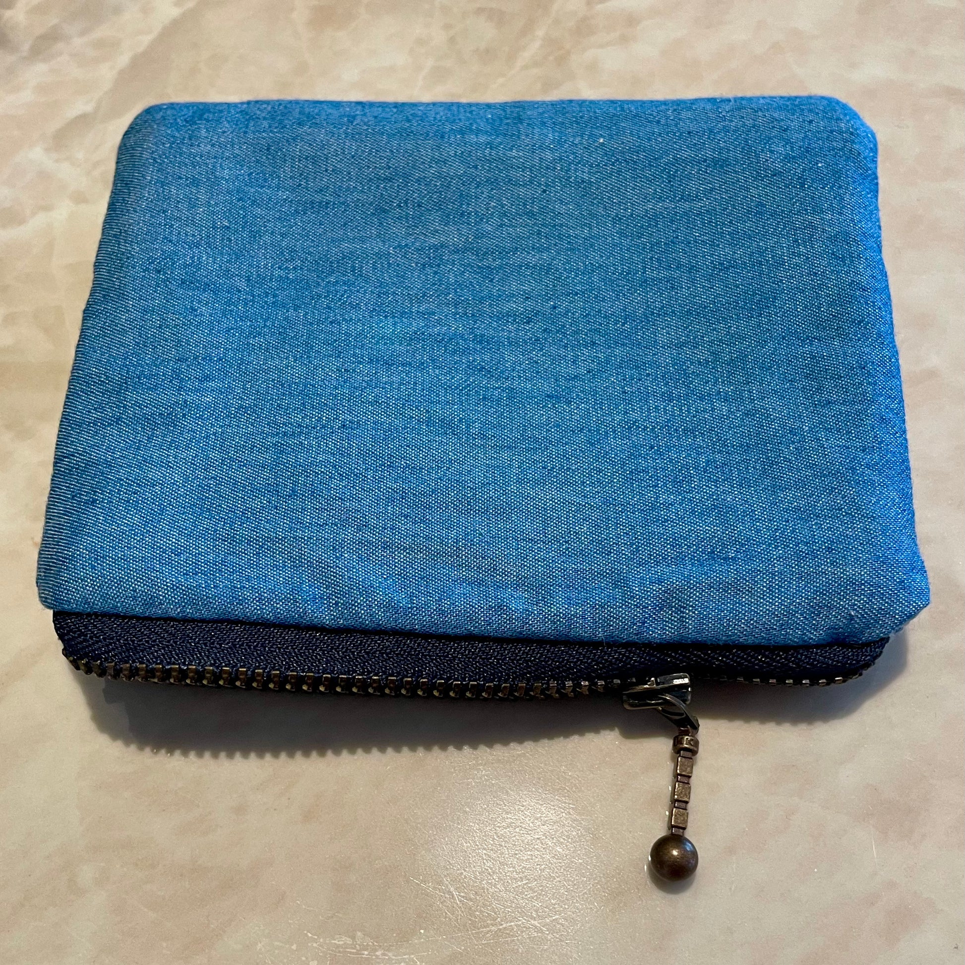 Bakside av Blue jeans