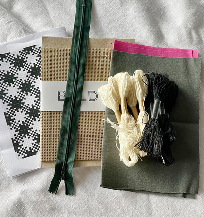 Chic clutch