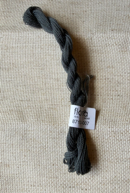 Flora Wool broderigarn - ulike farger