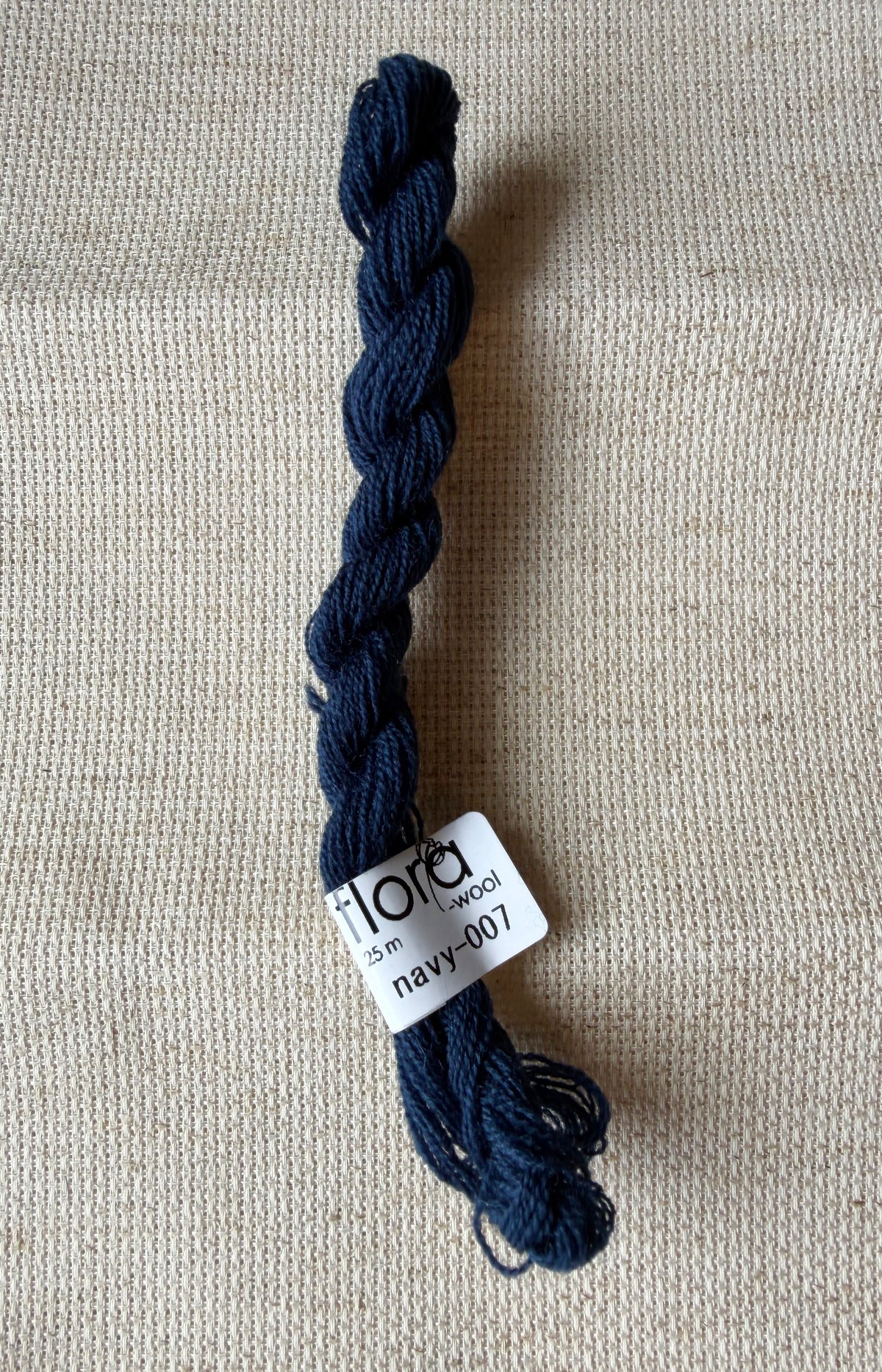 Flora Wool broderigarn - ulike farger