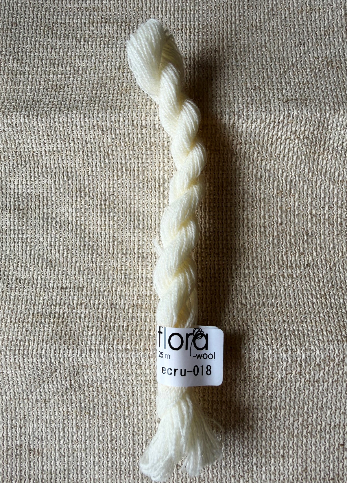 Flora Wool broderigarn - ulike farger
