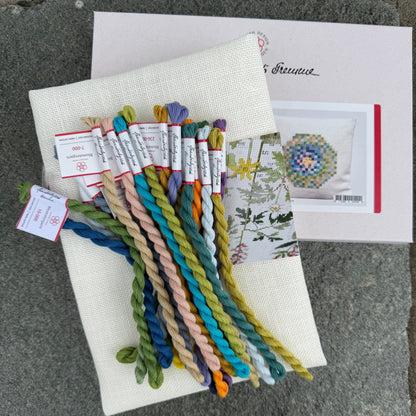 Forglemmeiei broderikit