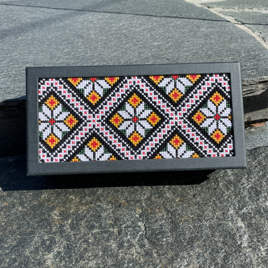 Hardanger bunadseske