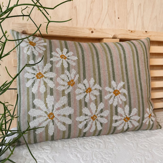 Margeritt pute ferdig brodert