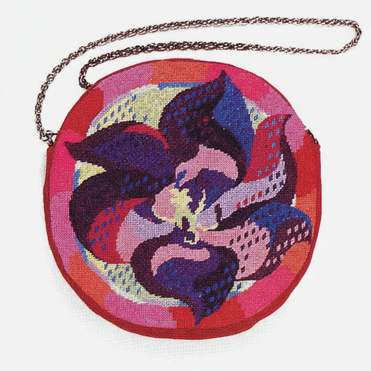 Tulipan – Broderikit veske i Petit Point – H.M. Dronning Margrethe II