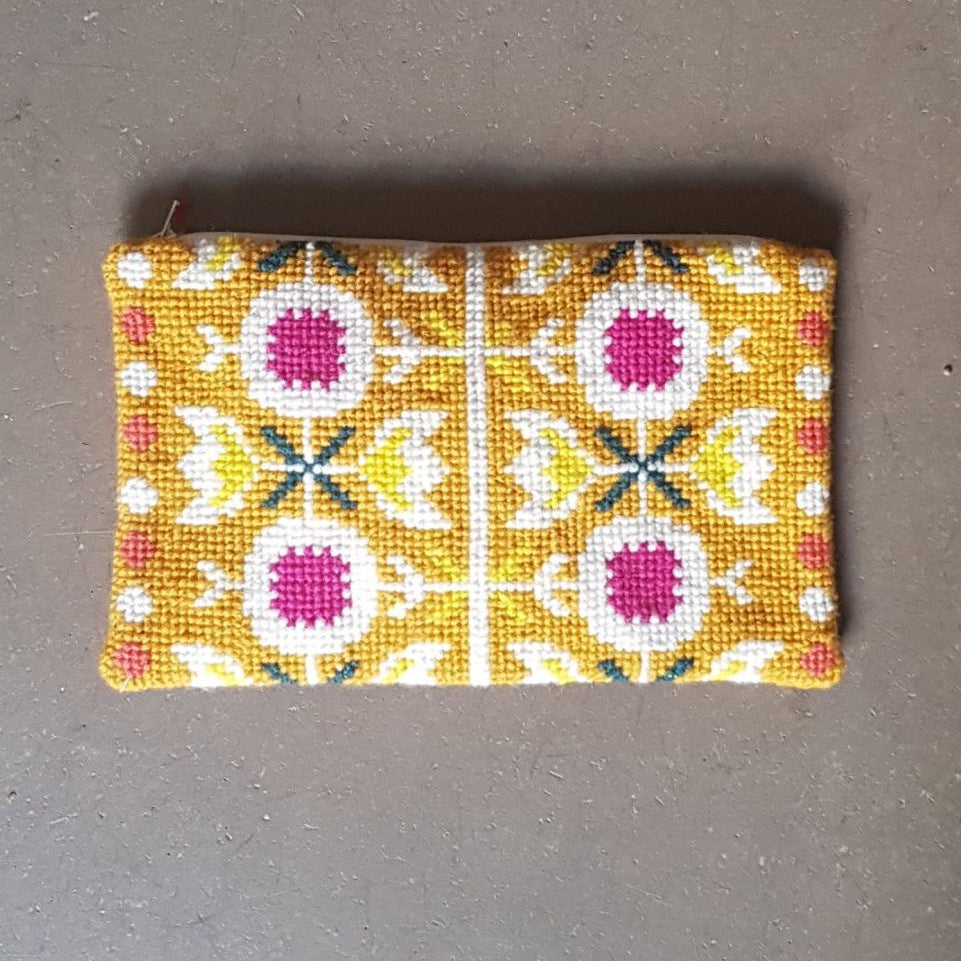 🌼 Flora gul - clutch
