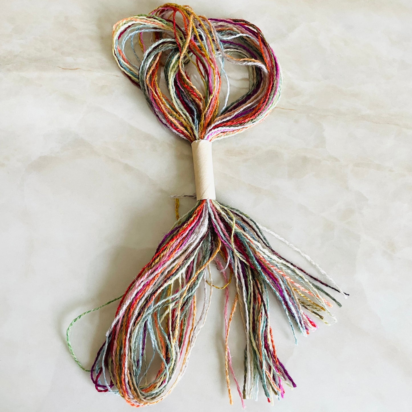 Closeup av Baldyre Pick 'n Mix garn